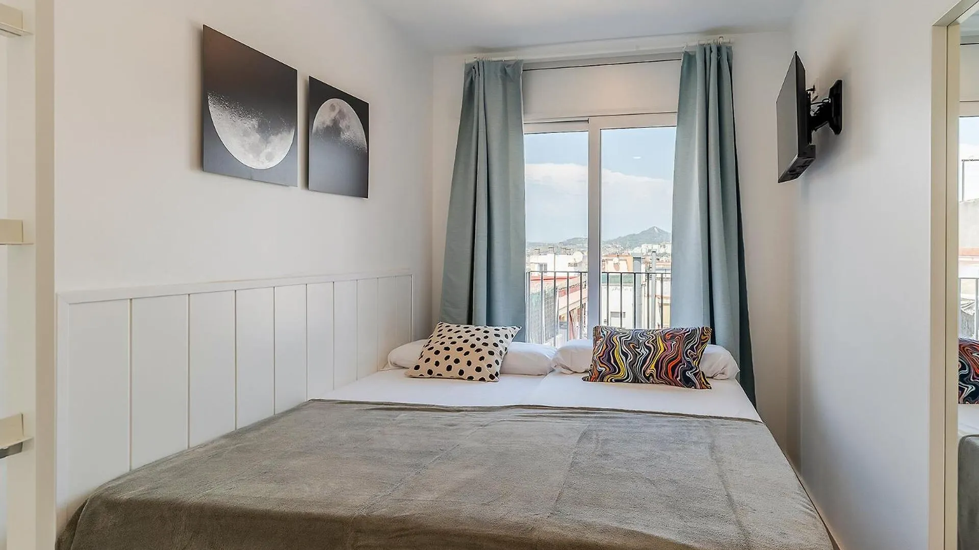 4238 - Ab Duplex Santa Coloma III Apartment Barcelona Spain